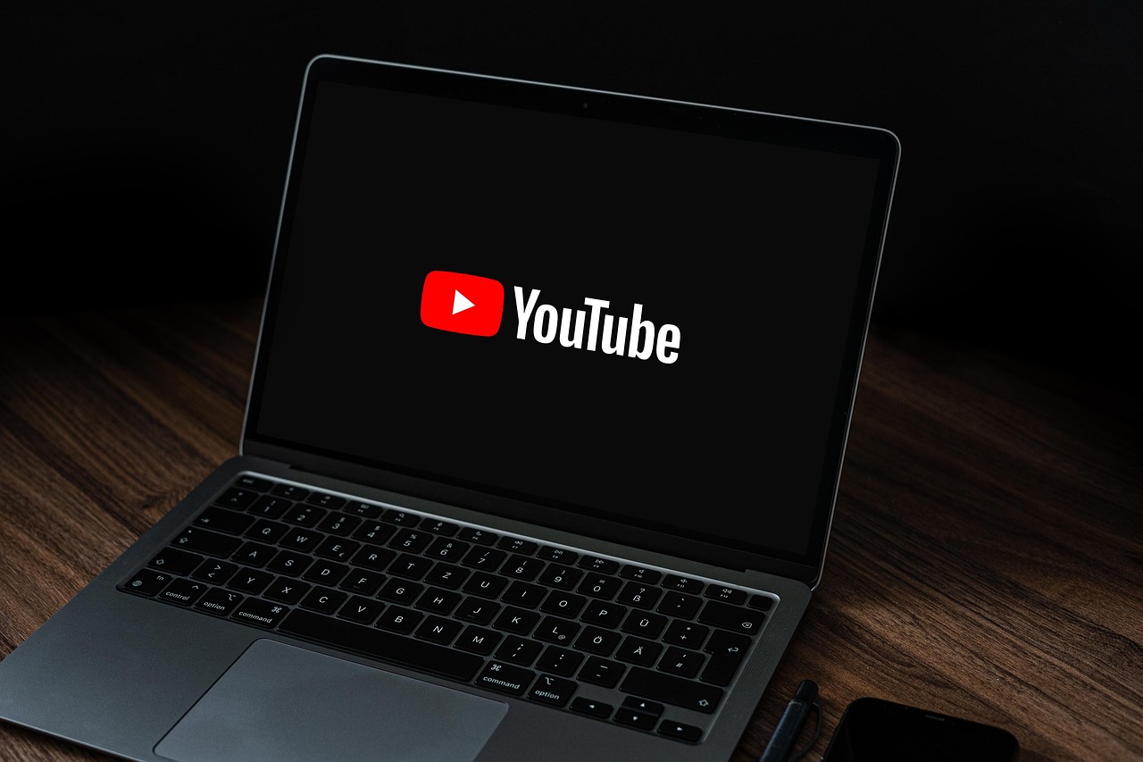 yt